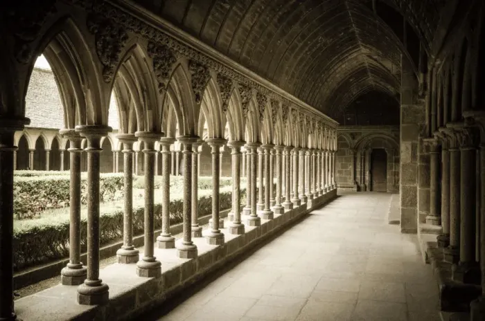 Framed Print : The abbey cloister, Mont Saint-Michel, Normandy, France Framed Print : The abbey cloister, Mont Saint-Michel, Normandy, France
