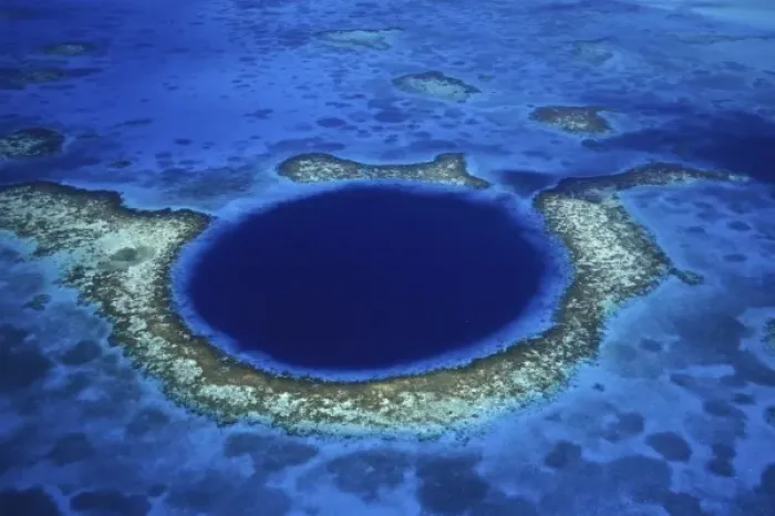 Framed Print : Aerial view of the Blue Hole, Lighthouse Reef, Belize, Central America Framed Print : Aerial view of the Blue Hole, Lighthouse Reef, Belize, Central America