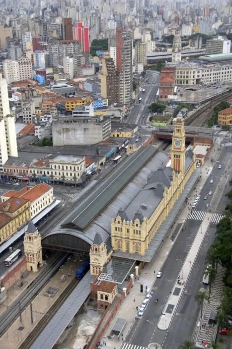 Framed Print : Aerial view of the old train station, Estacion Luz in Sao Paulo, Brazil Framed Print : Aerial view of the old train station, Estacion Luz in Sao Paulo, Brazil