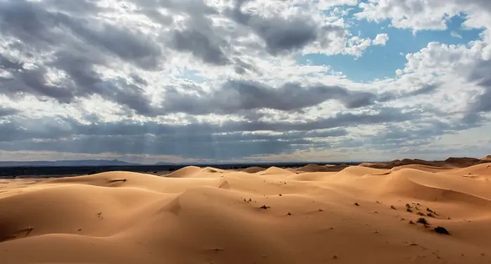 Framed Print : Africa, Erg Chebbi, Morocco. Desert landscape. ©Bill Young / Jaynes Gallery / DanitaDelimont.com Framed Print : Africa, Erg Chebbi, Morocco. Desert landscape. ©Bill Young / Jaynes Gallery / DanitaDelimont.com