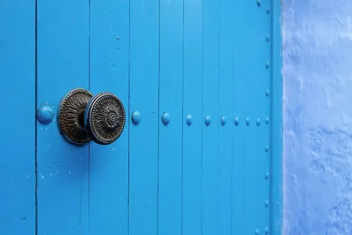 Framed Print : Africa, Morocco, Chefchaouen. Close-up of metal handle on blue door. ©Bill Young / Jaynes Gallery / DanitaDelimont.com Framed Print : Africa, Morocco, Chefchaouen. Close-up of metal handle on blue door. ©Bill Young / Jaynes Gallery / DanitaDelimont.com