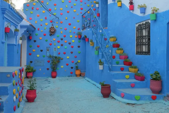 Framed Print : Africa, Morocco, Chefchaouen. Heart decorations on residential walls and stairways. ©Bill Young / Jaynes Gallery / DanitaDelimont.com Framed Print : Africa, Morocco, Chefchaouen. Heart decorations on residential walls and stairways. ©Bill Young / Jaynes Gallery / DanitaDelimont.com