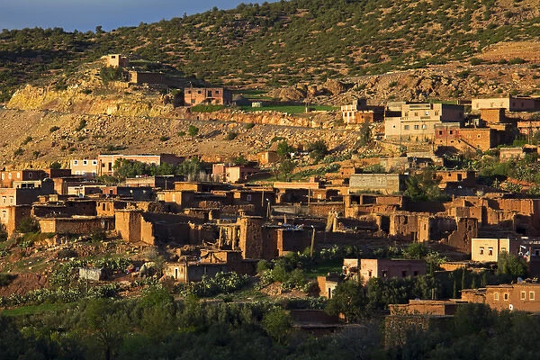 Africa, Morocco, Tansghart. Village of Tansghart in the Atlas Mountains