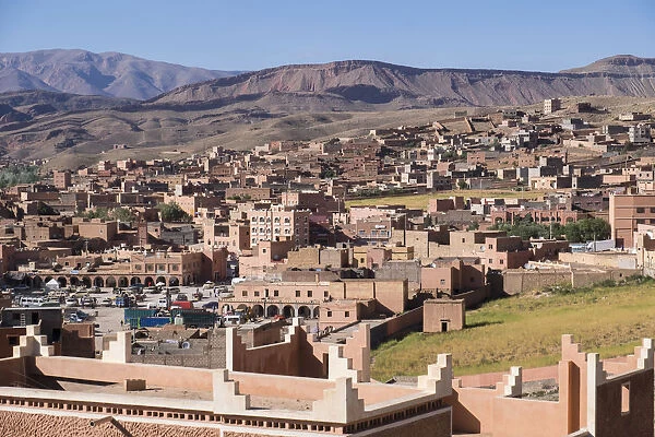 Africa, Morocco. The town of Boulmalne du Dades spills up the hillsides of the Atlas