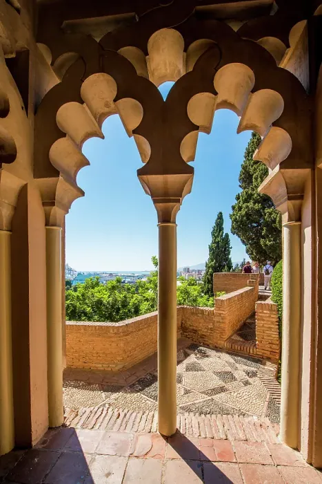 Framed Print : Alcazaba and Castle of Gibralfaro on Mount Malaga above the old town, Malaga, Spain Framed Print : Alcazaba and Castle of Gibralfaro on Mount Malaga above the old town, Malaga, Spain