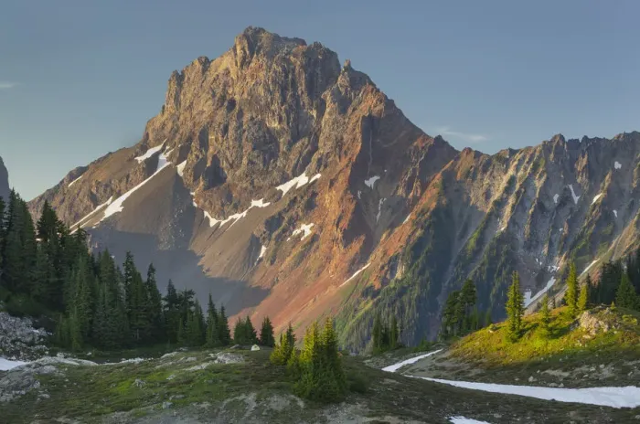 Framed Print : American Border Peak, North Cascades, Washington State Framed Print : American Border Peak, North Cascades, Washington State