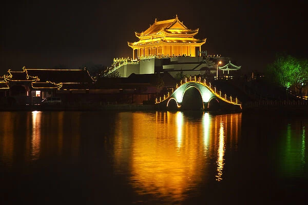 Ancient Dragon Pavilion Longting Park Night Reflection Bridge Kaifeng China Kaifeng