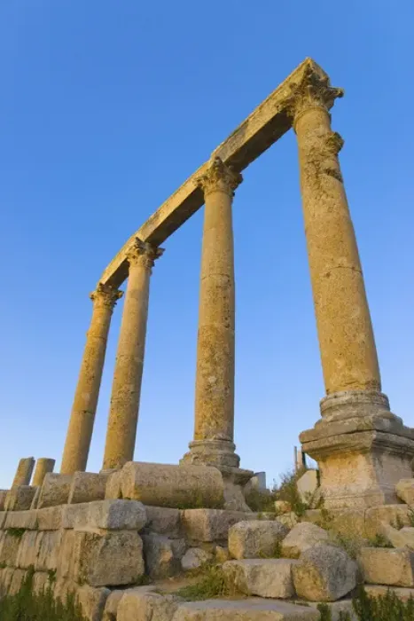 Framed Print : Ancient Jerash ruins, Amman, Jordan