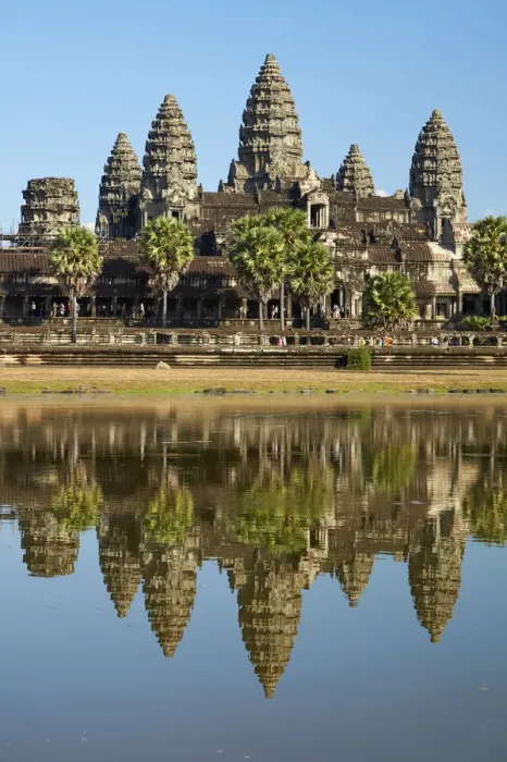Framed Print : Angkor Wat temple complex (12th century), Angkor World Heritage Site, Siem Reap, Cambodia Framed Print : Angkor Wat temple complex (12th century), Angkor World Heritage Site, Siem Reap, Cambodia