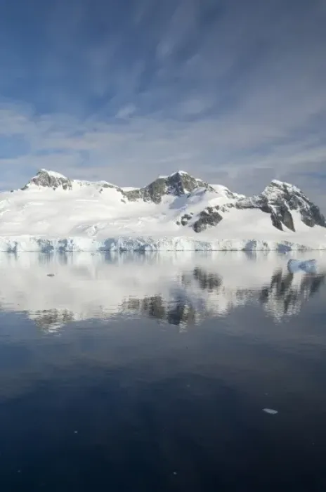 Framed Print : Antarctica, Antarctic Penninsula. Paradise Harbour (aka Paridise Bay) Framed Print : Antarctica, Antarctic Penninsula. Paradise Harbour (aka Paridise Bay)