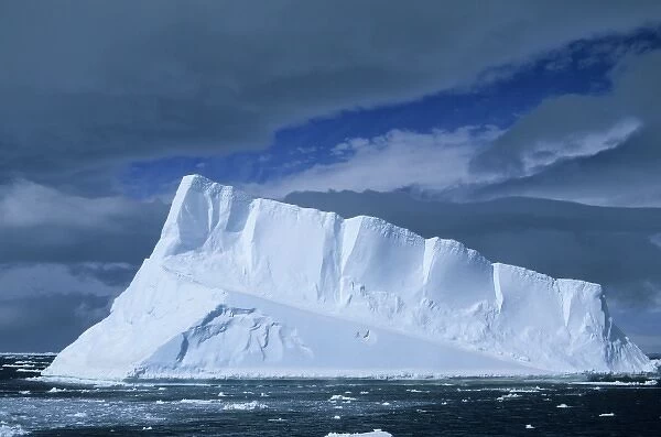 Antarctica, Antarctic Sound, Antarctica Peninsula, summer storm and katabatic winds