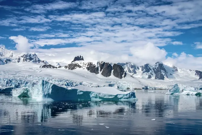 Framed Print : Antarctica. Landscape with mountain, icebergs and glacier. ©Cathy & Gordon Illg / Jaynes Gallery / DanitaDelimont.com Framed Print : Antarctica. Landscape with mountain, icebergs and glacier. ©Cathy & Gordon Illg / Jaynes Gallery / DanitaDelimont.com