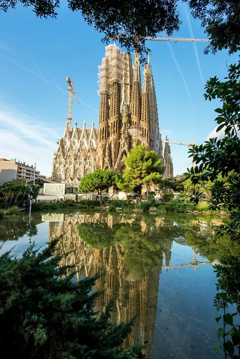 Framed Print : Antoni Gaudi's Sagrada Familia basilica Barcelona, Spain. (Editorial Use Only)
