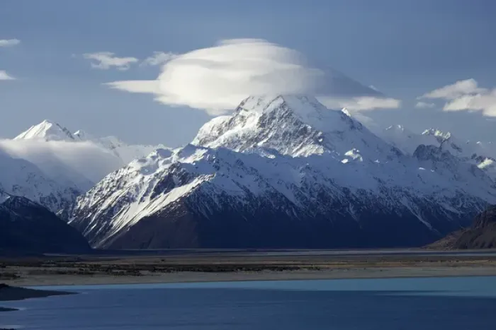 Framed Print : Aoraki Mount Cook and Lake Pukaki, Mackenzie Country, South Canterbury, South Island Framed Print : Aoraki Mount Cook and Lake Pukaki, Mackenzie Country, South Canterbury, South Island