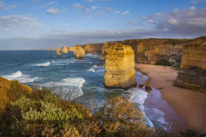 Framed Print : Twelve Apostles, Port Campbell National Park along the Great Ocean Road in Victoria Framed Print : Twelve Apostles, Port Campbell National Park along the Great Ocean Road in Victoria