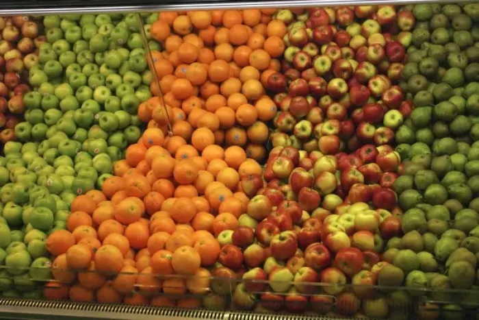 Framed Print : Apples, Oranges and Pears, Supermarket, Dunedin, South Island, New Zealand Framed Print : Apples, Oranges and Pears, Supermarket, Dunedin, South Island, New Zealand
