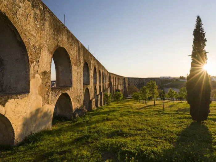Framed Print : Aqueduto da Amoreira, the aqueduct dating back to the 16th and 17th century Framed Print : Aqueduto da Amoreira, the aqueduct dating back to the 16th and 17th century