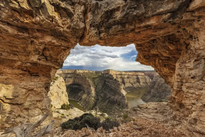 Framed Print : Arch frames Devils Canyon in the Bighorn National Recreation Area, Montana, USA Framed Print : Arch frames Devils Canyon in the Bighorn National Recreation Area, Montana, USA