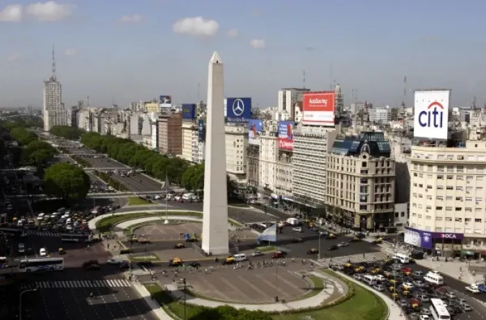 Framed Print : Argentina, Buenos Aires. Obelisk on Avenida 9 de Julio Framed Print : Argentina, Buenos Aires. Obelisk on Avenida 9 de Julio