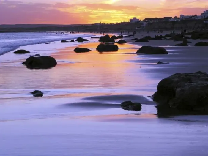 Framed Print : Argentina, Las Grutas. The beach at sunset