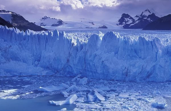 Argentina, Patagonia, Parque Nacional los Glaciares, Moreno Glacier, ice in Lago