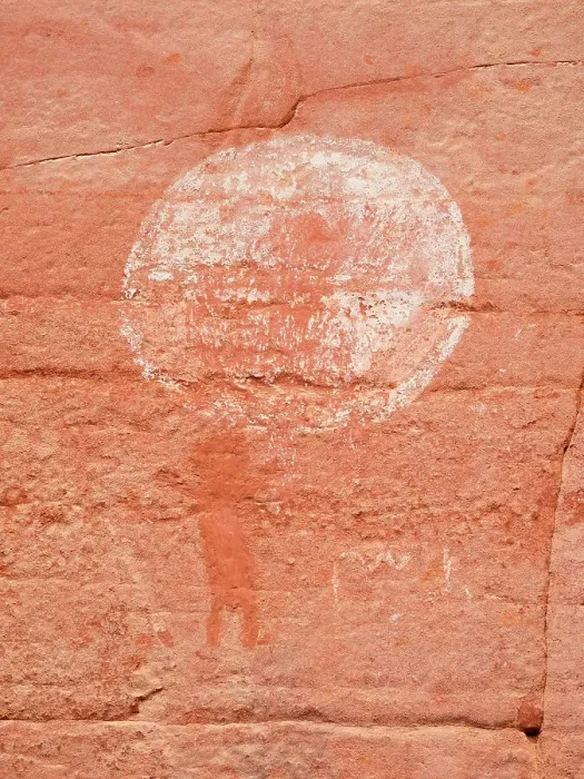 Framed Print : Arizona, Honanki Heritage Site. Pictographs made by the Sinagua people Framed Print : Arizona, Honanki Heritage Site. Pictographs made by the Sinagua people