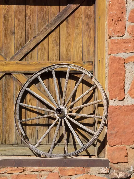Framed Print : Arizona, Jordan Historical Park. Sedona Heritage Museum, old wagon wheel close-up Framed Print : Arizona, Jordan Historical Park. Sedona Heritage Museum, old wagon wheel close-up
