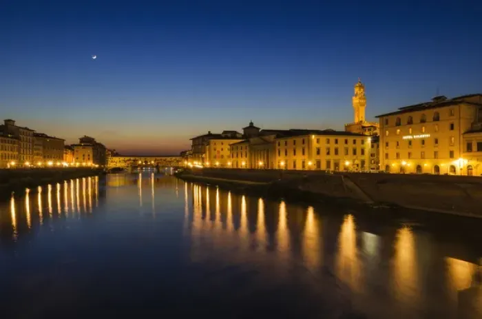 Framed Print : The Arno River and Ponte Vecchio at night, Florence, Tuscany, Italy