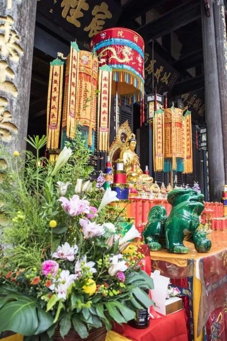 Framed Print : Asia, China, Sichuan Province, Cheng Du, Temple Framed Print : Asia, China, Sichuan Province, Cheng Du, Temple