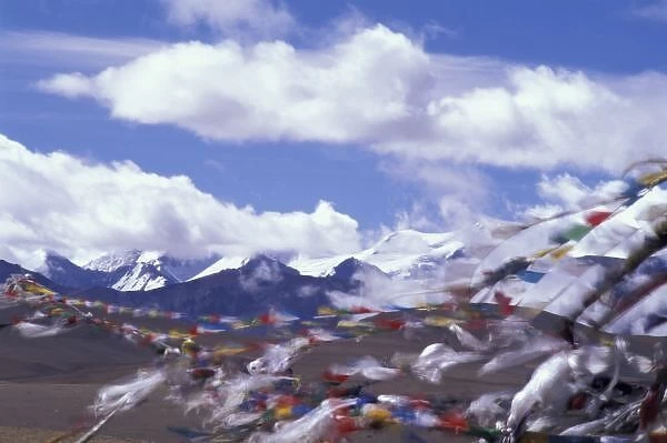 Asia, China, Tibet, Tangla Pass. Prayer flags, the Himalayas behind