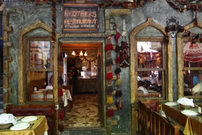 Framed Print : Asia, Europe, Turkey, Istanbul. A traditional cafe in Grand Bazaar Framed Print : Asia, Europe, Turkey, Istanbul. A traditional cafe in Grand Bazaar