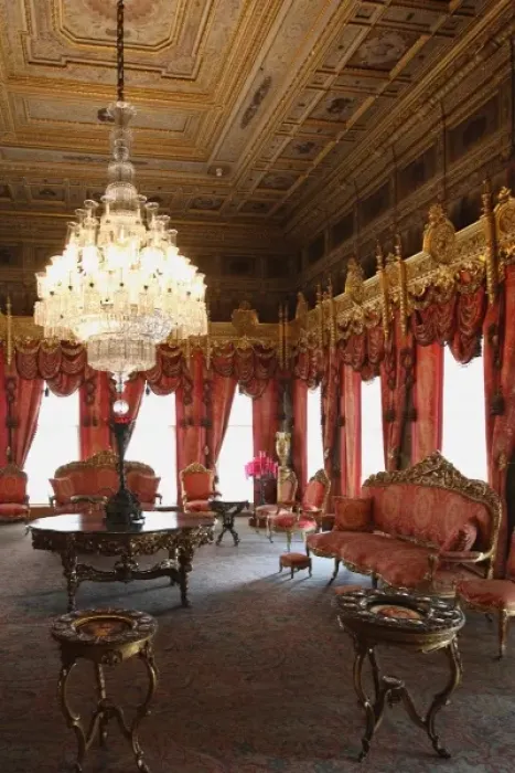 Framed Print : Asia, Europe, Turkey, Istanbul. Sultans Room in Dolmabahce Palace Framed Print : Asia, Europe, Turkey, Istanbul. Sultans Room in Dolmabahce Palace