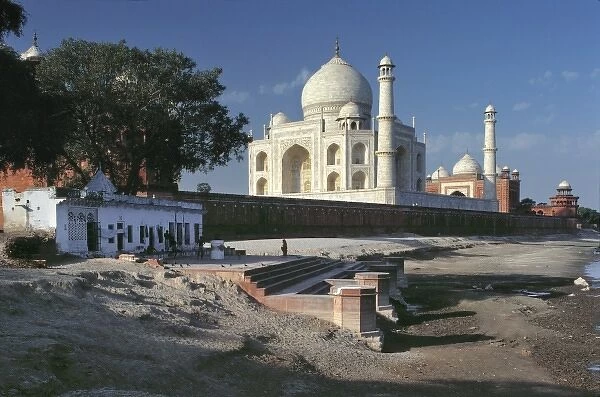 Asia, India, Agra. The Taj Mahal, a World Heritage Site, in brilliant, white marble