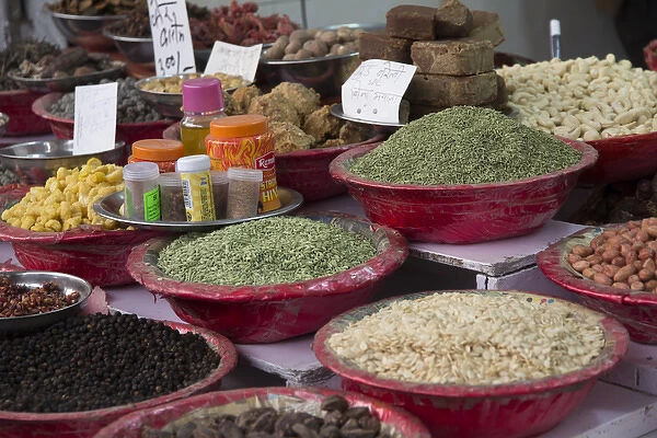 Asia, India, New Delhi, street market, spices, nuts and legumes for sale