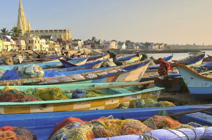 Framed Print : Asia, India, Tamil Nadu, Kanniyakumari (Kanyakumari). Boats being readied for fishing Framed Print : Asia, India, Tamil Nadu, Kanniyakumari (Kanyakumari). Boats being readied for fishing