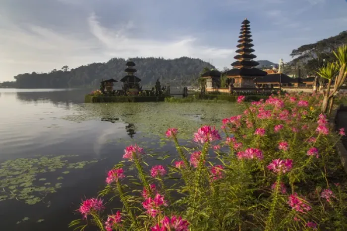 Framed Print : Asia, Indonesia, Bali. Sunrise at Bali water temple: Ulun Danu Temple in Lake Bratan Framed Print : Asia, Indonesia, Bali. Sunrise at Bali water temple: Ulun Danu Temple in Lake Bratan