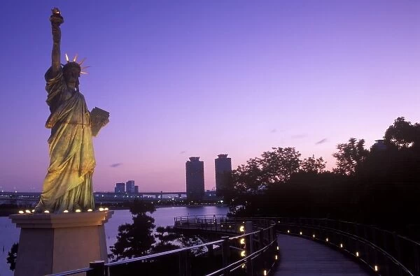 Asia, Japan, Tokyo, Daiba Dawn, Statue of Libery