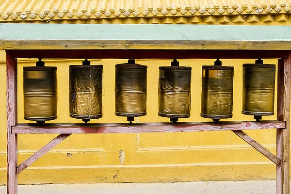 Asia, Mongolia, Ulaanbaatar, Gandantegchinlen (Gandan) Monastery. Prayer wheels