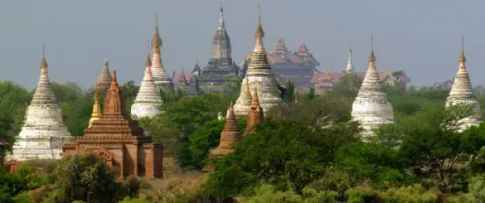 Framed Print : Asia, Myanmar, Bagan, ancient temples and pagodas of Bagan
