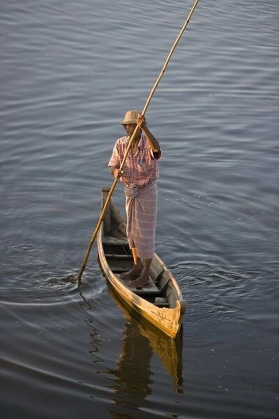 Asia, Myanmar, Mandalay, Man in the boat