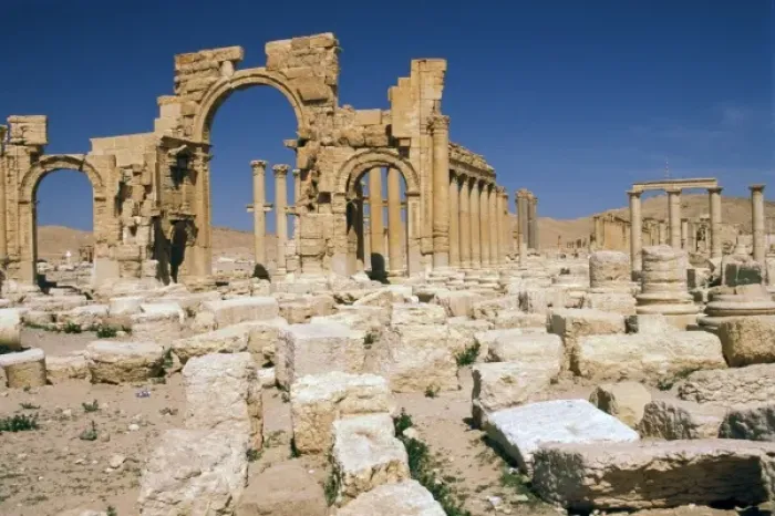 Framed Print : Asia, Syria, Palmyra. Monumental arch, main entrance Framed Print : Asia, Syria, Palmyra. Monumental arch, main entrance