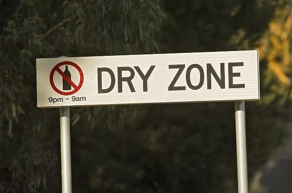Australia, South Australia, Adelaide Hills, Hahndorf. Dry zone sign just out of Handorf
