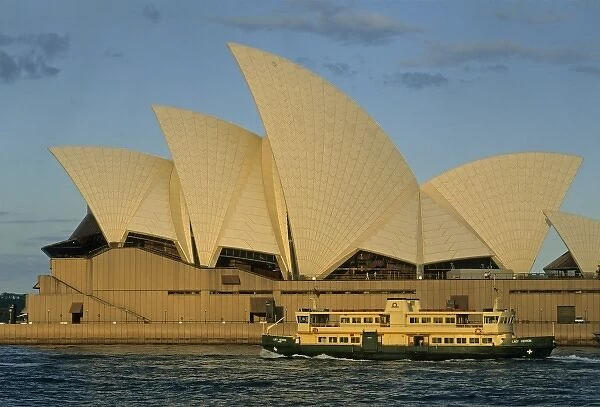 Australia, Sydney, Sydney Opera House, shell-like architecture