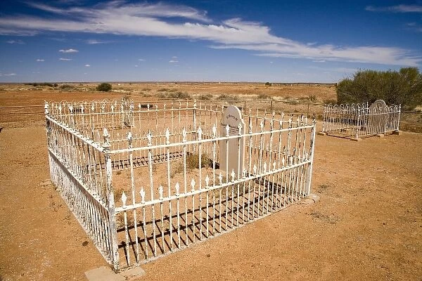 Australia. Historic Graves, Oodnadatta, Oodnadatta Track