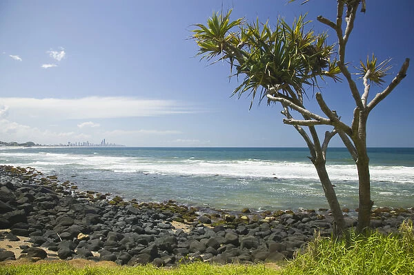 AUSTRALIA, Queensland, Gold Coast, Burleigh Heads. Seaside View from Burleigh Head
