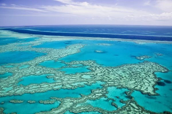 Australia, Queensland, Whitsunday Coast, Great Barrier Reef. Aerial of the Great