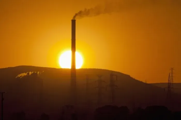 Framed Print : Australia, South Australia, Port Augusta, Sun sets behind plume of smoke from coal-fired Framed Print : Australia, South Australia, Port Augusta, Sun sets behind plume of smoke from coal-fired