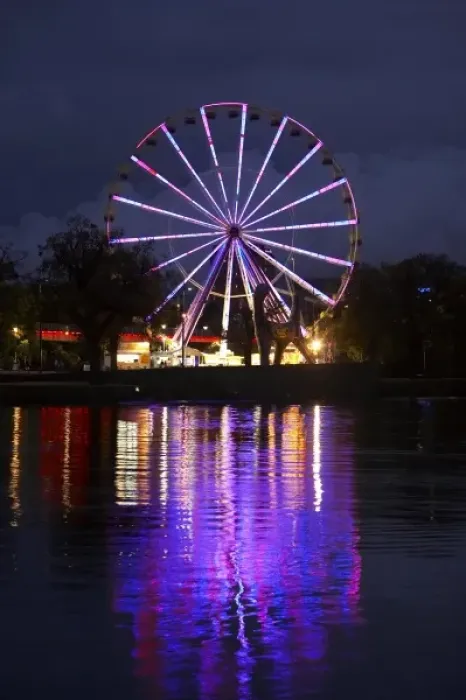Framed Print : Australia, Victoria, Melbourne, Ferris Wheel Reflected in Yarra River Framed Print : Australia, Victoria, Melbourne, Ferris Wheel Reflected in Yarra River