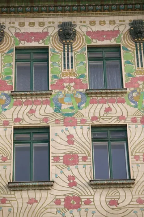 Framed Print : AUSTRIA-Vienna: Majolikahaus- Jugendstil Buildingb. 1899 by Otto Wagner Framed Print : AUSTRIA-Vienna: Majolikahaus- Jugendstil Buildingb. 1899 by Otto Wagner
