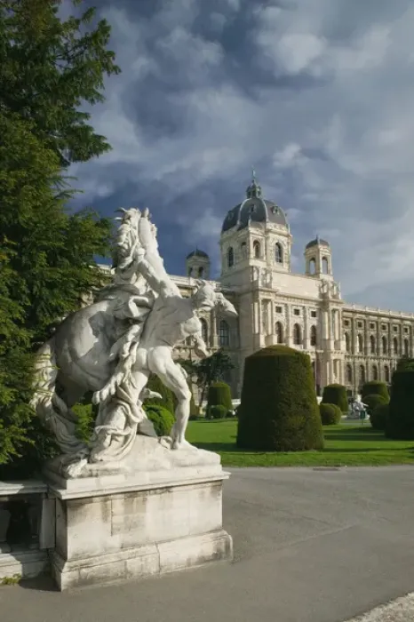 Framed Print : AUSTRIA-Vienna: Naturhistorisches Museum  /  Natural History Museum